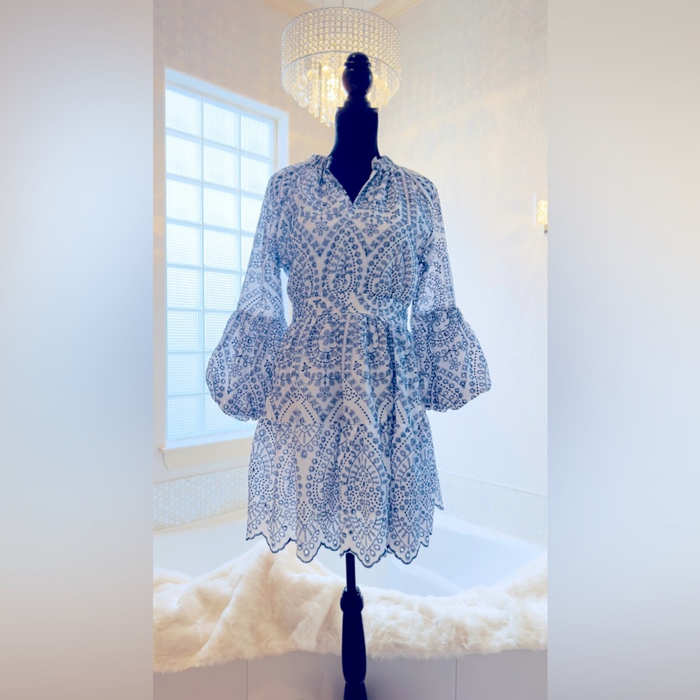 New with tags! Size Large but runs small. fits to Small to Medium